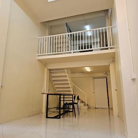 Luca Hostel Bangkok Eksteriør billede