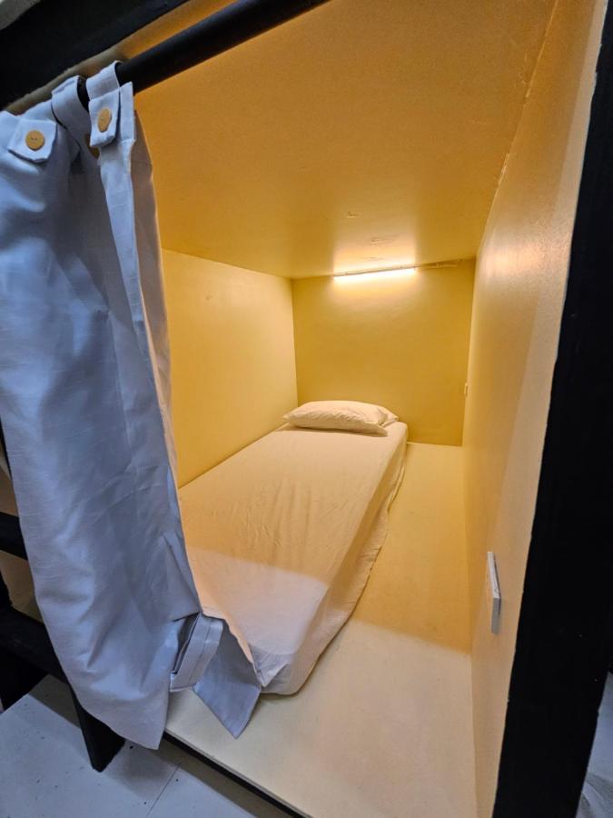 Luca Hostel Bangkok Eksteriør billede